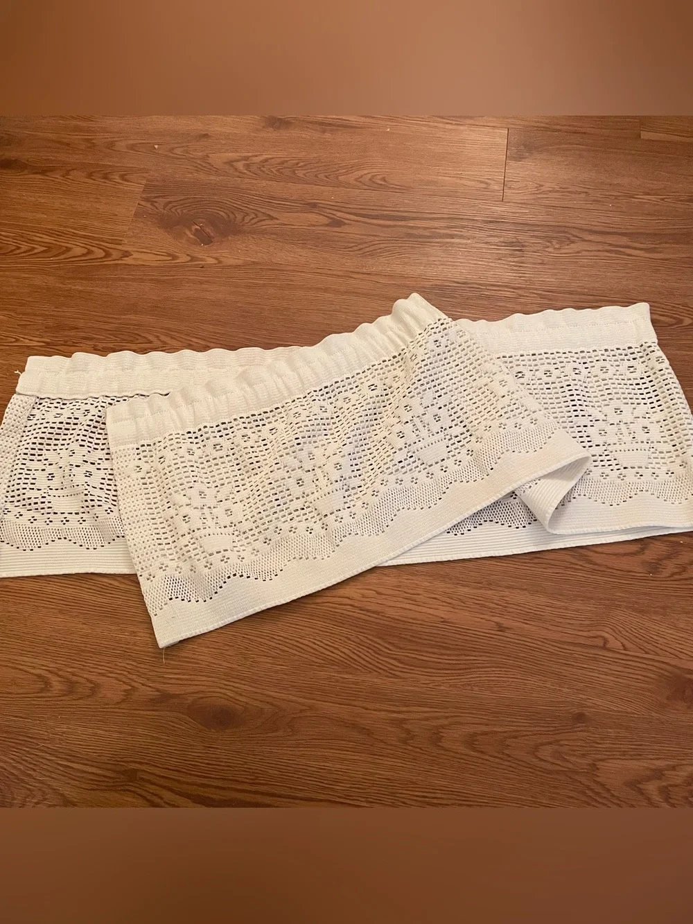 Vintage Crochet Window Valance 64” Ivory Cottage Core Grandma Core Pocket Rod